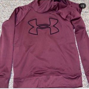 Underarmor Sweatshirt